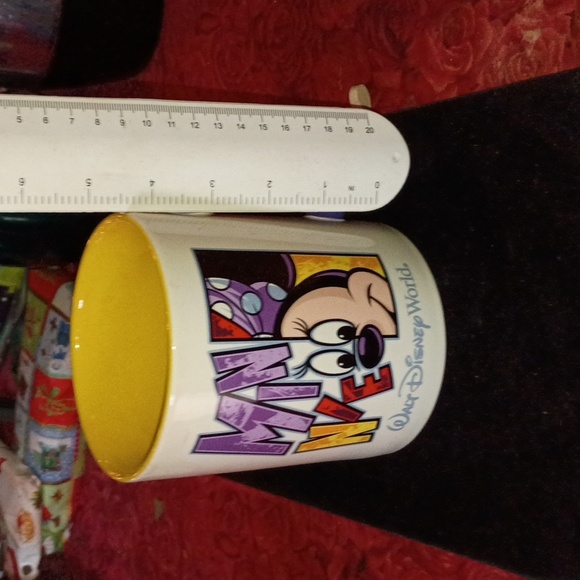 Disney Minnie Mouse Mug - Purple and Yellow Interior - Picture 2 of 5